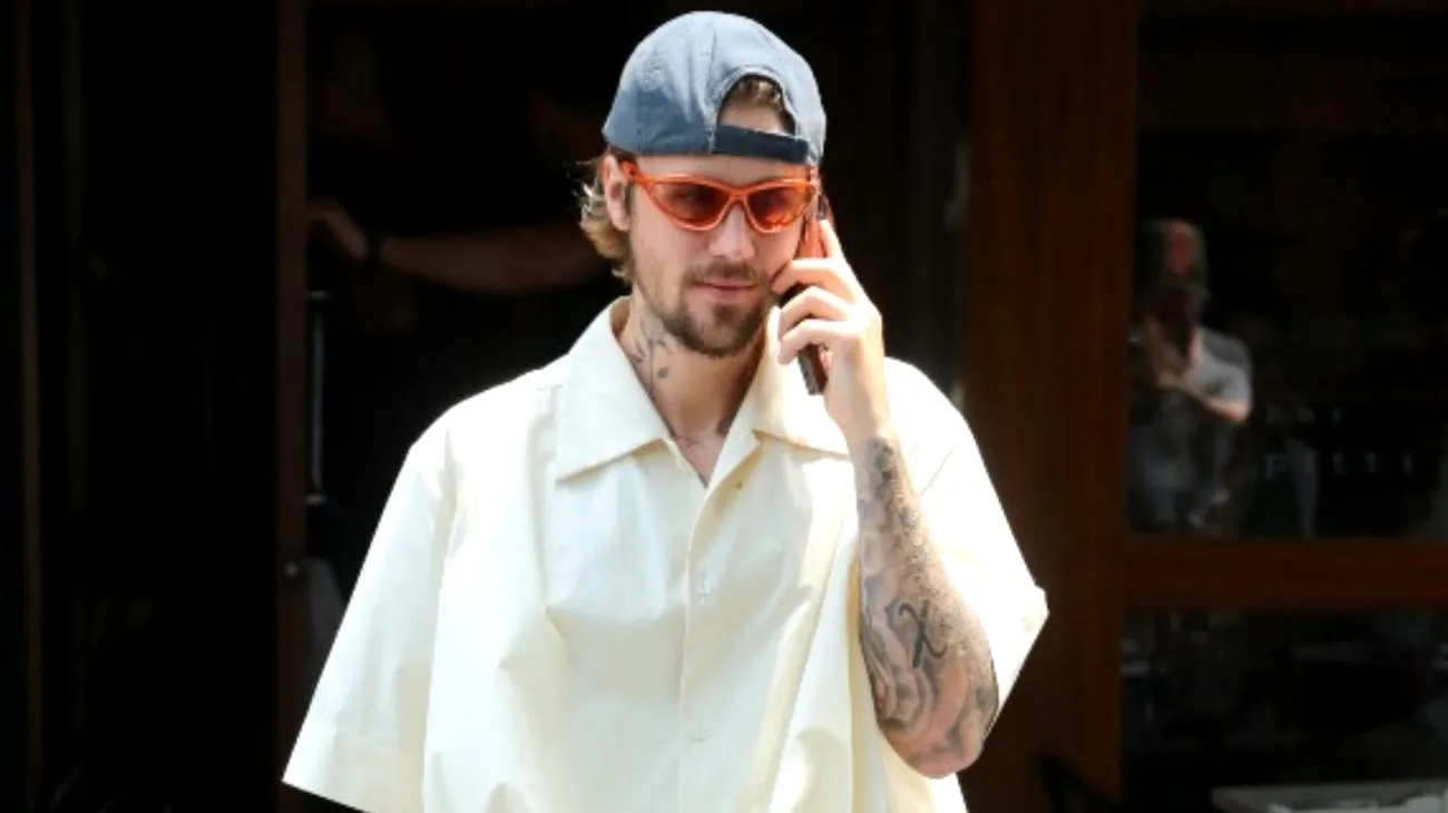 Justin Bieber implora: \"Questo deve finire\" - Il lato oscuro della fama che ti fa apprezzare la tua vita normale Sat Apr 26 2025 17:30:14 GMT+0000 (Coordinated Universal Time)"