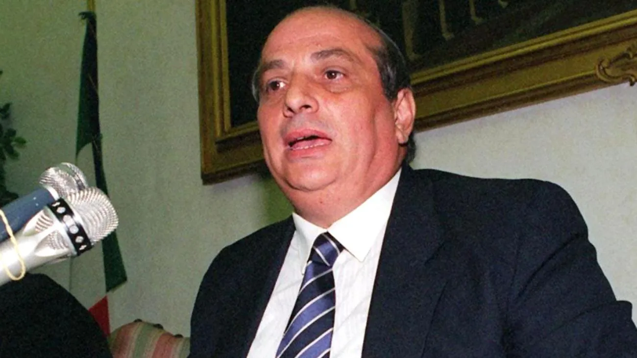 Dalla tua TV locale al tuo feed di notizie: come Giancarlo Cito ha creato il modello che oggi determina chi voti Sun May 11 2025 18:46:10 GMT+0000 (Coordinated Universal Time)"