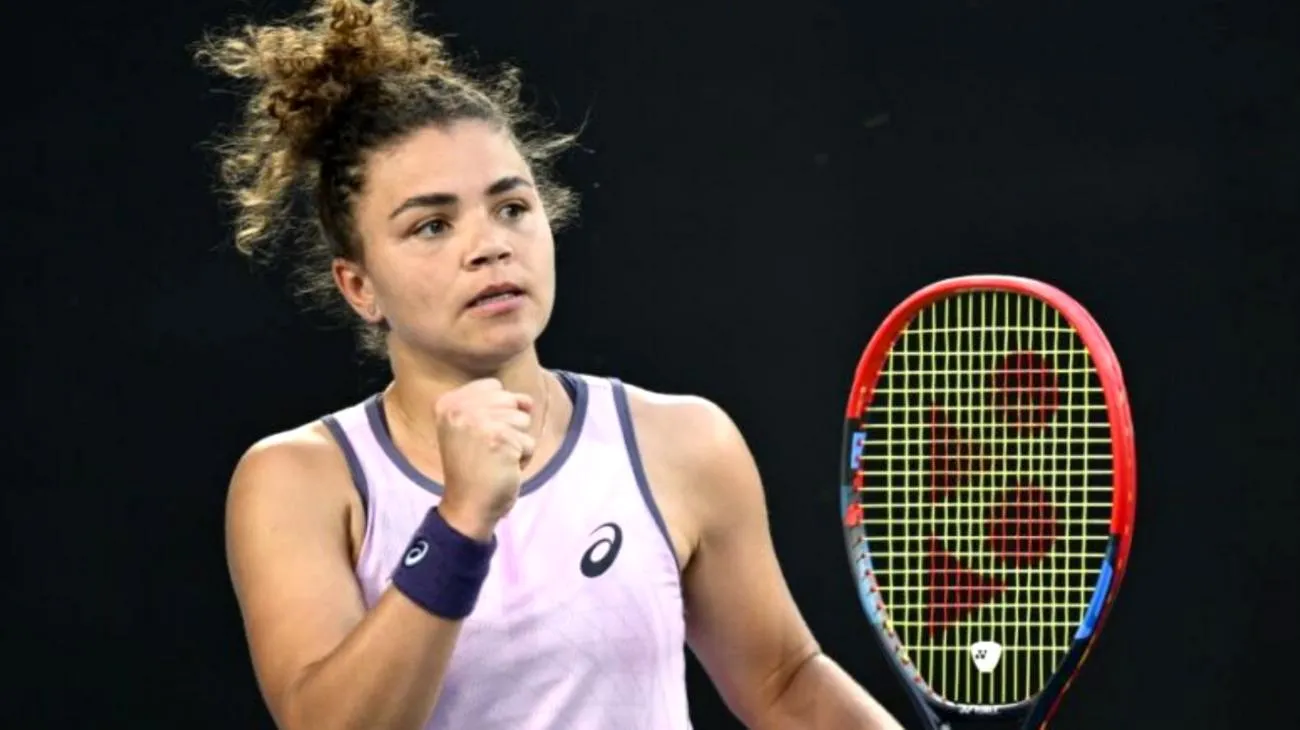 Il trucco mentale di Jasmine Paolini per vincere quando sei sotto 0-4: la strategia che puoi usare anche tu Tue May 13 2025 18:47:28 GMT+0000 (Coordinated Universal Time)"