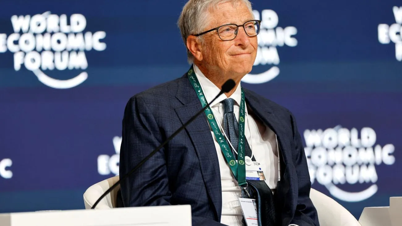 Il tuo stipendio annuale vs la donazione giornaliera di Bill Gates: il confronto che ti farà riflettere Fri May 09 2025 16:45:47 GMT+0000 (Coordinated Universal Time)"